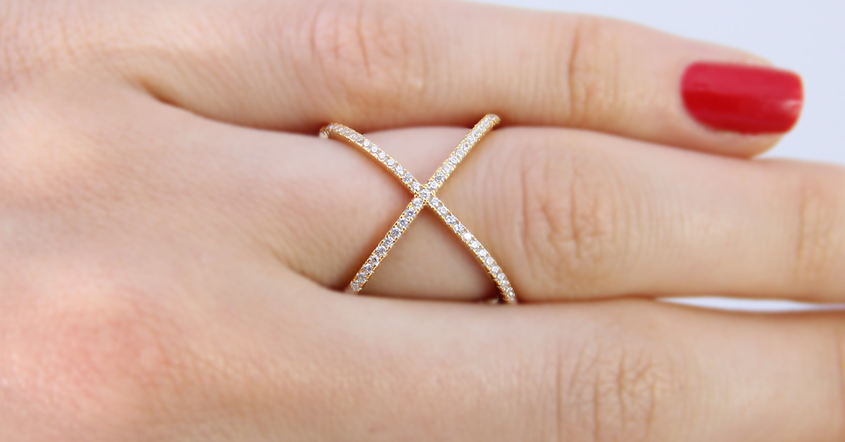1 CT. T.W. Diamond Layered Criss Cross Ring in 10K White Gold | Zales